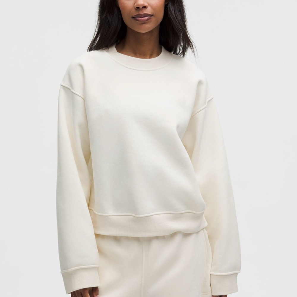 Cozy Crewneck Sweatshirt in Soft Cream